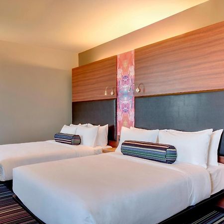 Aloft Asuncion Hotel Екстериор снимка